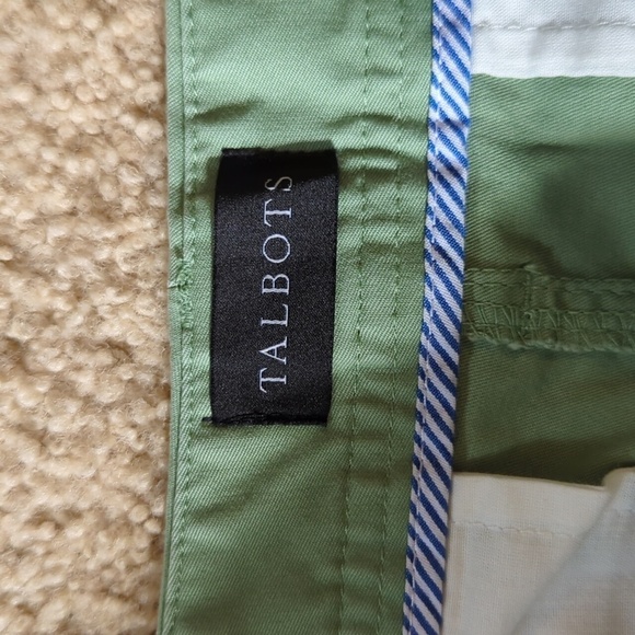 Talbots Green Relaxed Chino 6" Shorts Size 10 Petite - Picture 2 of 5